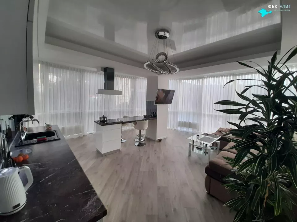 3 к.кв. в Ялте на ул. Кривошты 11 а