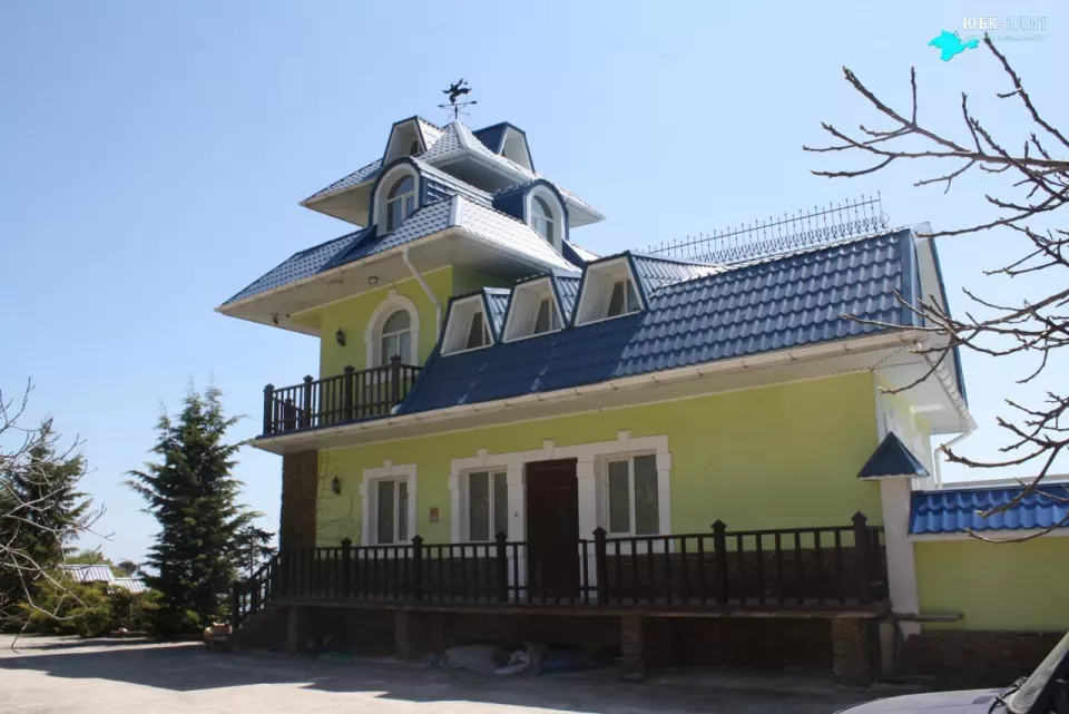 Продам здание свободного назначения с земельным участком