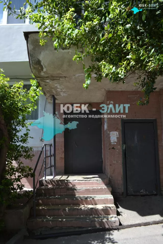 Продается 2к квартира серии ЮБК