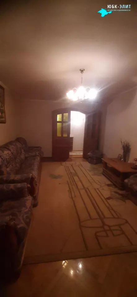 Трёхкомнатная квартира в центре Ялты!